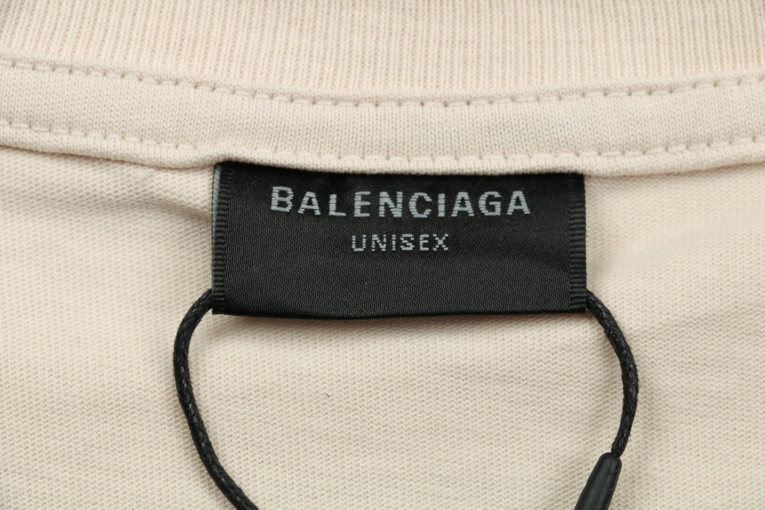 BALENCIAGA BACK MEDIUM FIT T-SHIRT IN CREAM